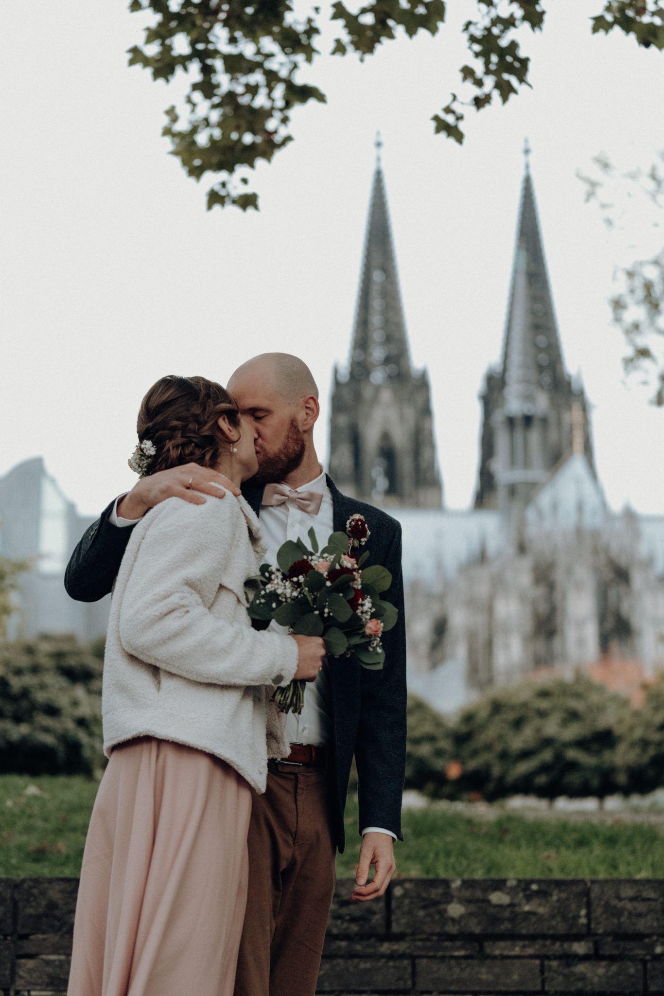 Hochzeitsfotos vorm Kölner Dom