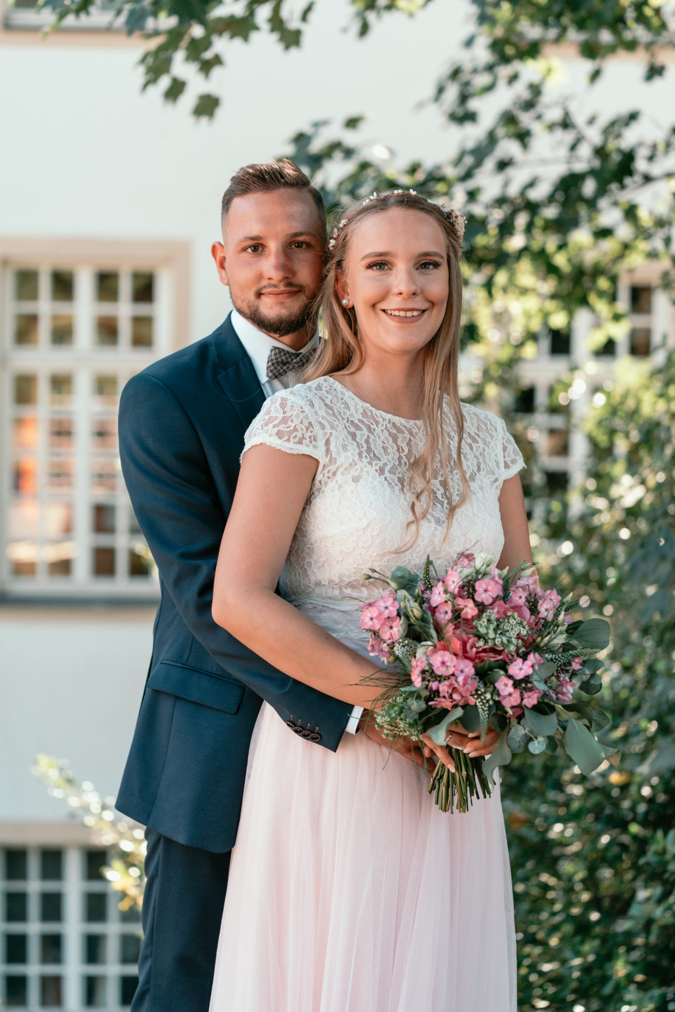 Tolle Hochzeit auf Schloss Borbeck - Laura & Maik