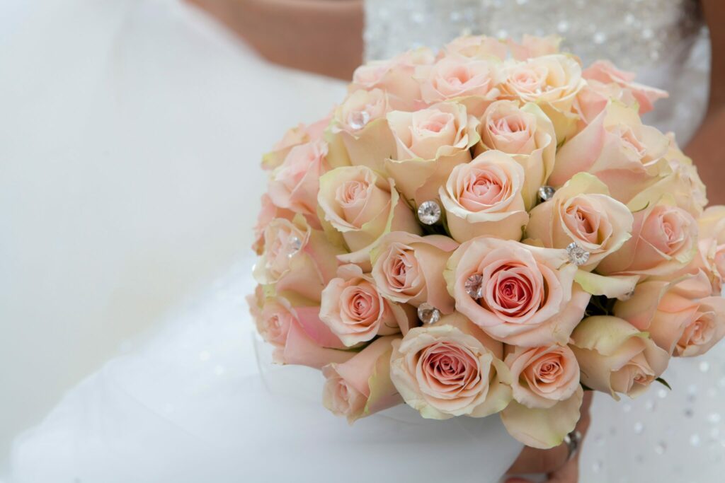 Hochzeitsblumenstrauß Rosen rosa