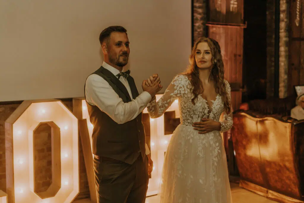 Hochzeitsreportage - Die emotionale Trauung in der St. Hubertus Kirche Pulheim (Diana und Robin)