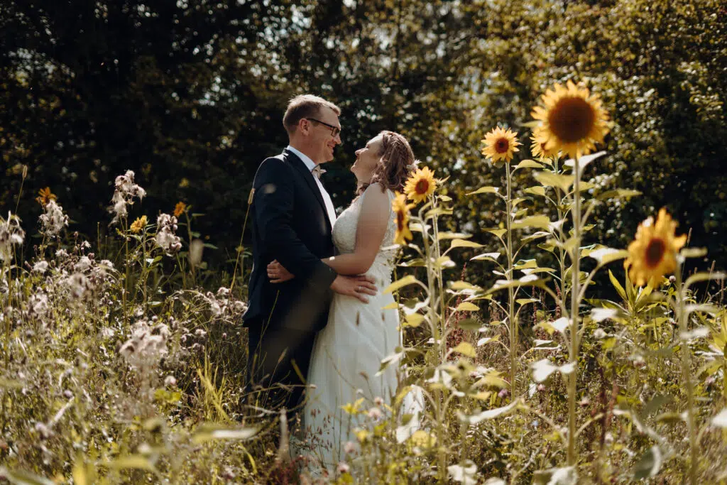 Hochzeitsfotografie in ganz NRW - ohne Aufpreis für Euch! Hochzeitsfotografie in ganz NRW - ohne Aufpreis für Euch!