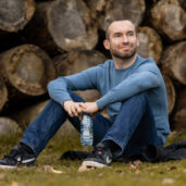 _74R8843-lukportraitwahn