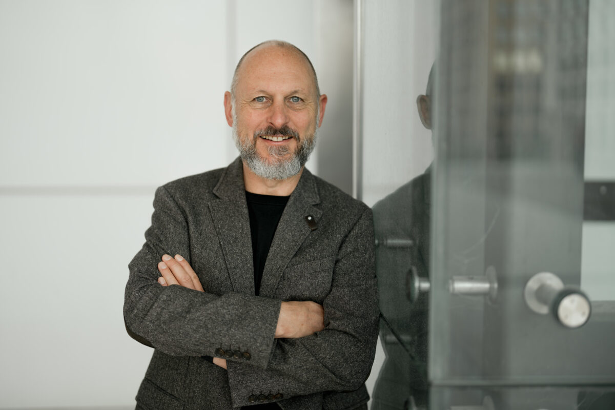 an_je_business_092025_-_TK10987