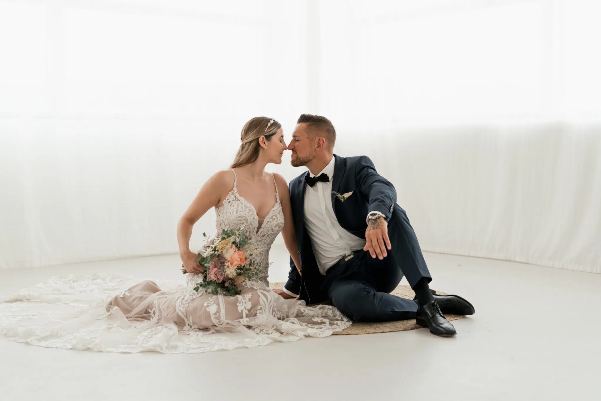 Urban Factory Loft in Köln Rodenkirchen: Die beste indoor Location für Hochzeitsfotos, Heiratsantrag, After Wedding und Verlobung in Köln
