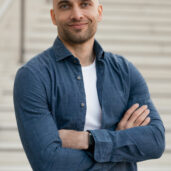 da_portr_102025_-_TK11226