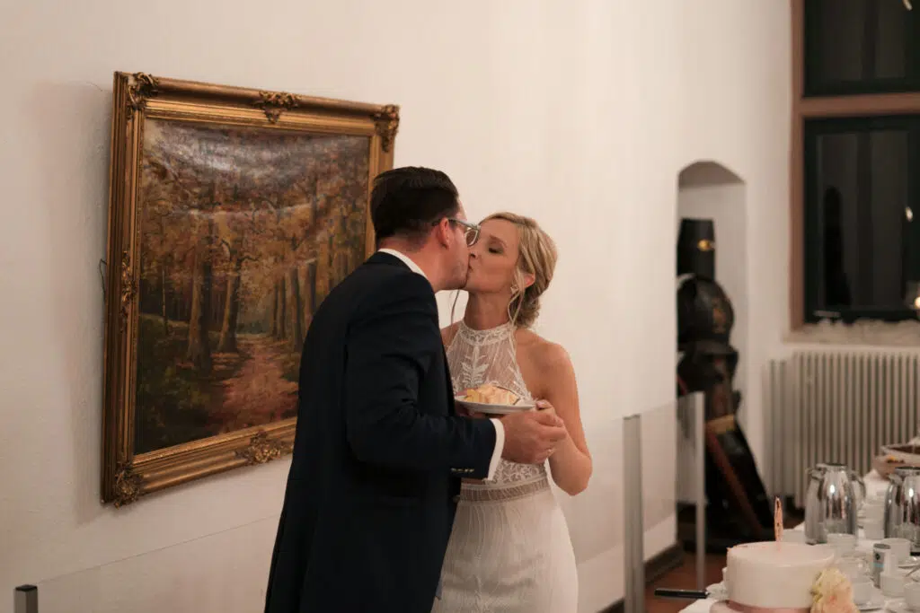 Eine märchenhafte Hochzeit in der Burg Konradsheim (Luiza und Daniel) Eine märchenhafte Hochzeit in der Burg Konradsheim (Luiza und Daniel)