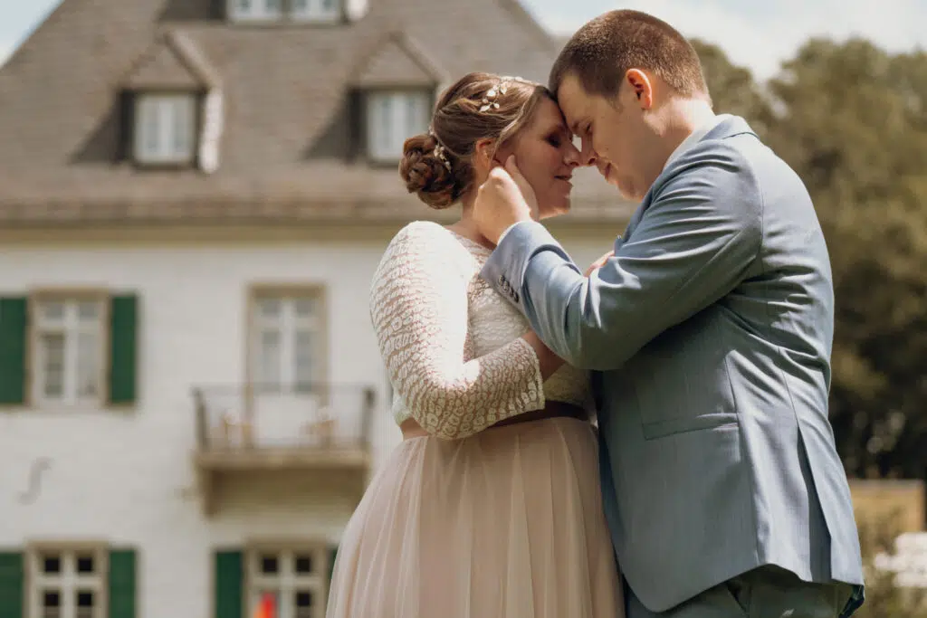 Tolle Trauung im Standesamt Wermelskirchen mit Aven & Bernd emotionale Trauung