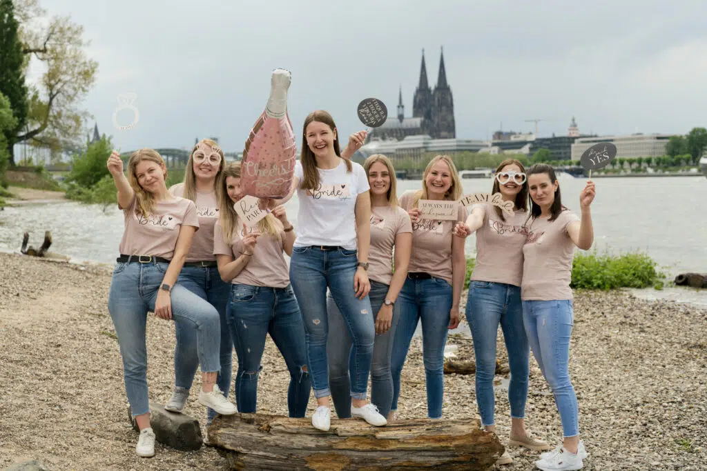 Fotoshooting für Freunde, Gruppen & JGA Fotoshooting für Freunde, Gruppen & JGA