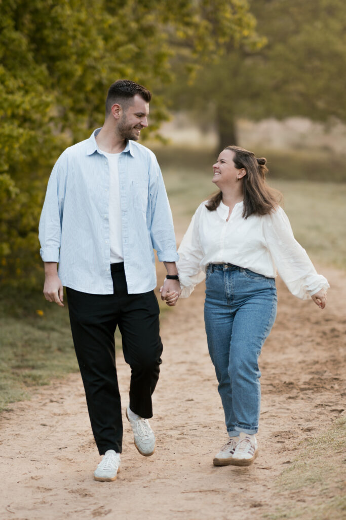Darius & Jini – Verlobungsshooting in der Wahner Heide Darius & Jini – Verlobungsshooting in der Wahner Heide