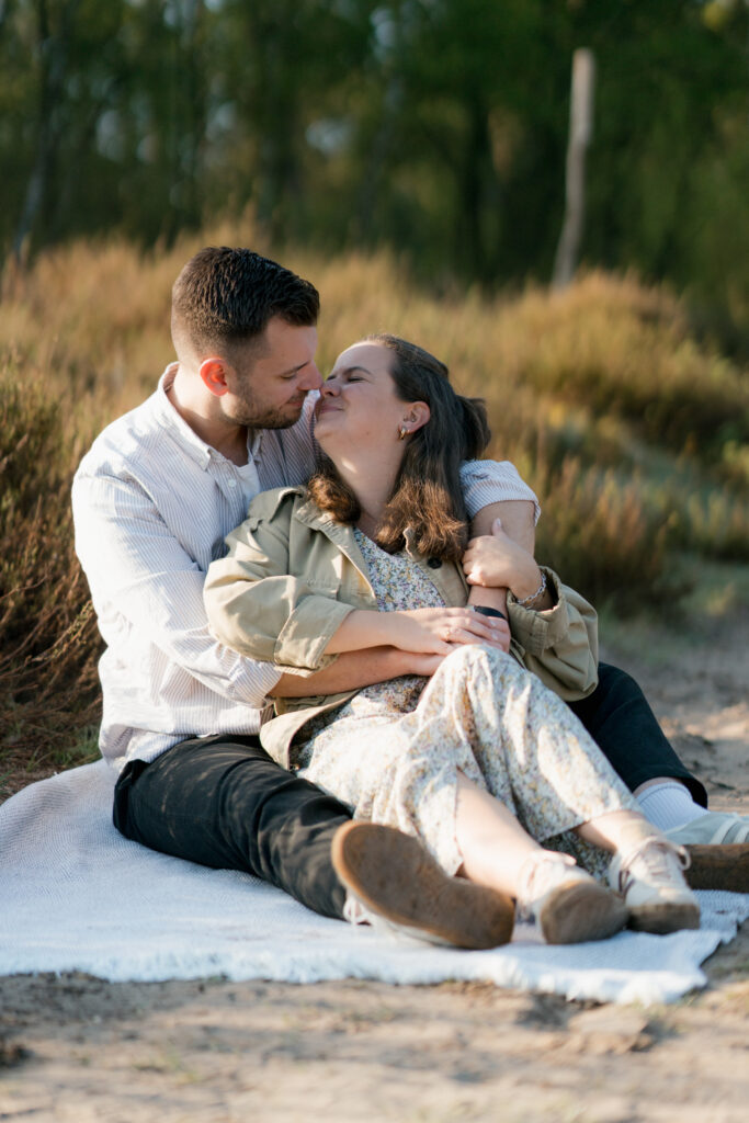 Darius & Jini – Verlobungsshooting in der Wahner Heide Darius & Jini – Verlobungsshooting in der Wahner Heide
