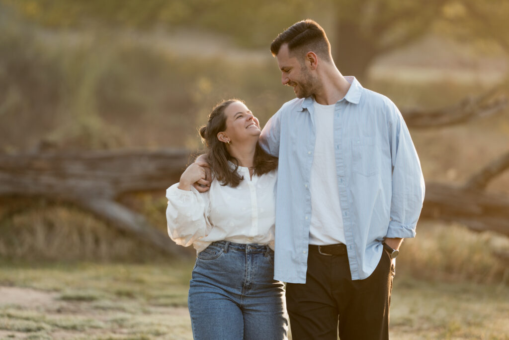 Darius & Jini – Verlobungsshooting in der Wahner Heide Darius & Jini – Verlobungsshooting in der Wahner Heide