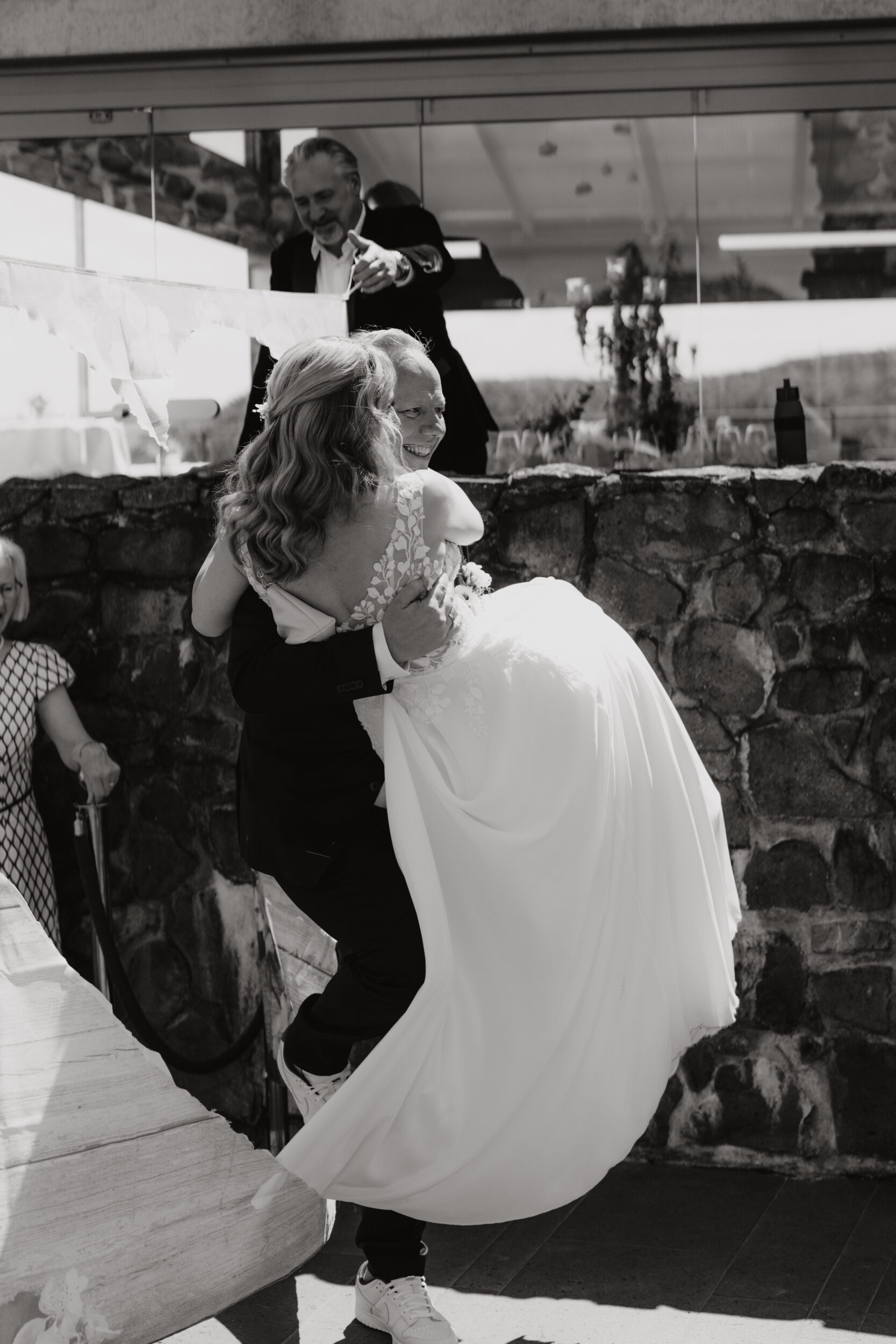 Traumhafte Wedding Lovestory Rolandsbogen