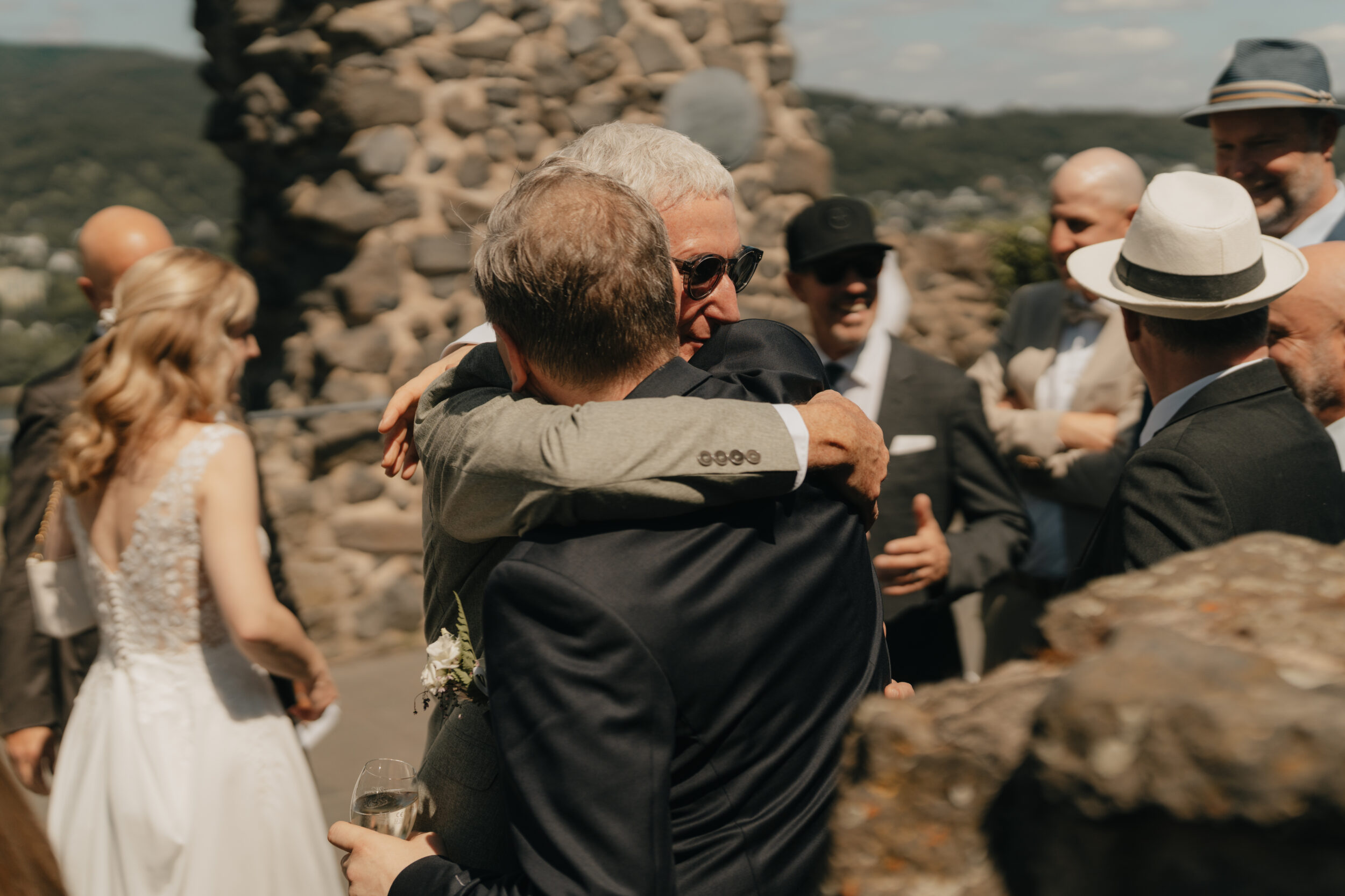 Traumhafte Wedding Lovestory Rolandsbogen