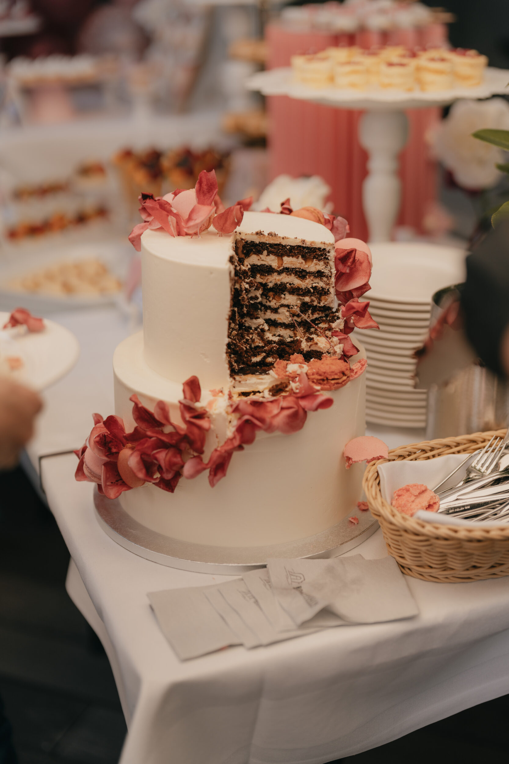 Traumhafte Wedding Lovestory Rolandsbogen