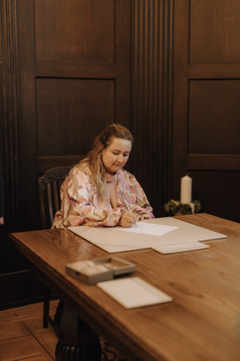 Heiraten im Rathaus Herne: Herzensmomente für die Ewigkeit Heiraten im Rathaus Herne: Herzensmomente für die Ewigkeit