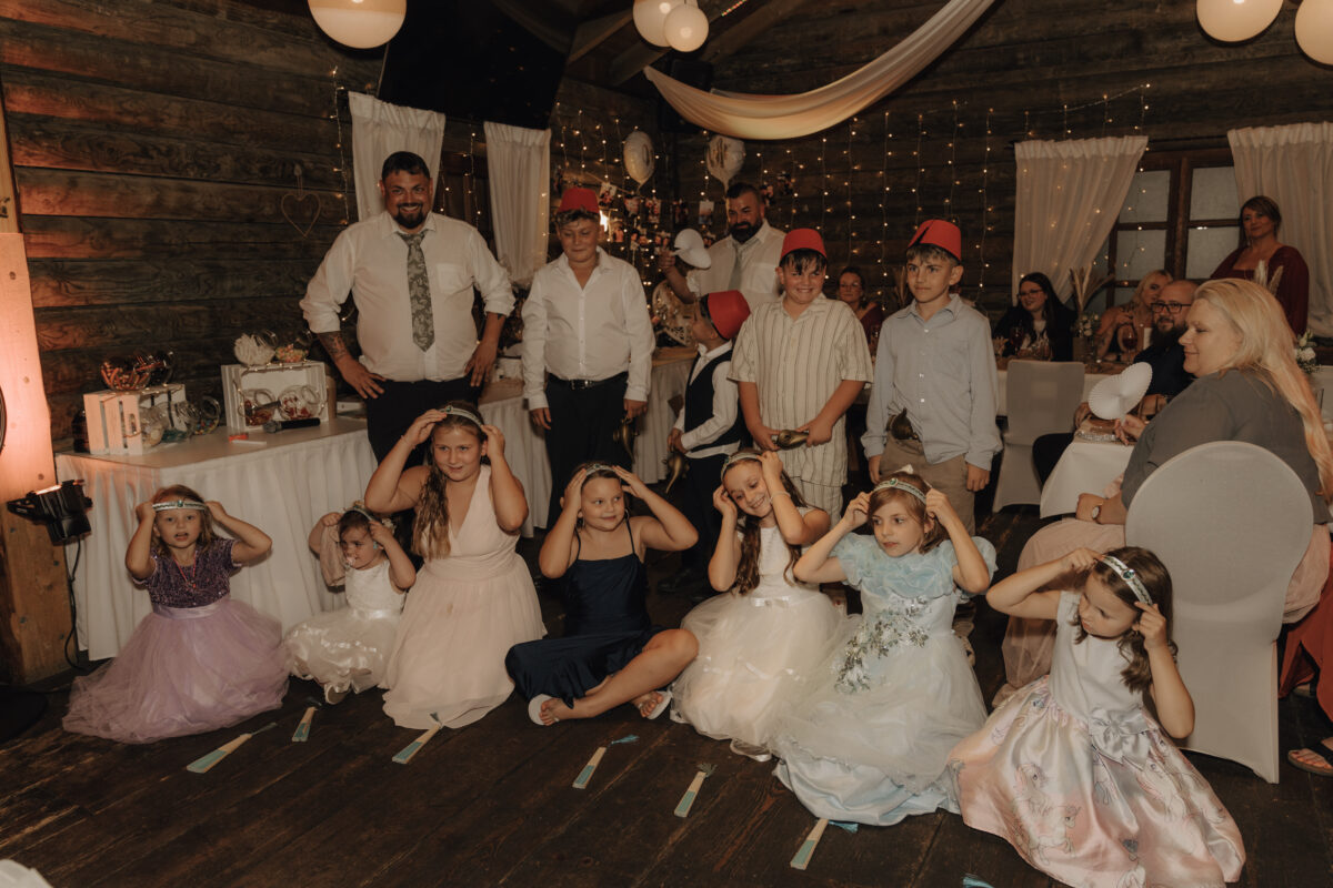 Almweiss + Silbersee Leverkusen und St. Nikolaus Köln: 1 traumhafte Hochzeit, 2 fantastische Locations