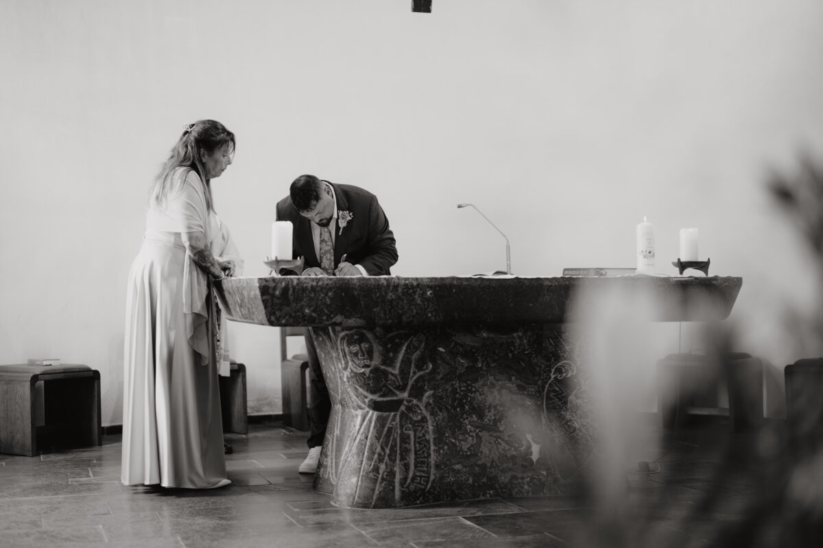 Almweiss + Silbersee Leverkusen und St. Nikolaus Köln: 1 traumhafte Hochzeit, 2 fantastische Locations