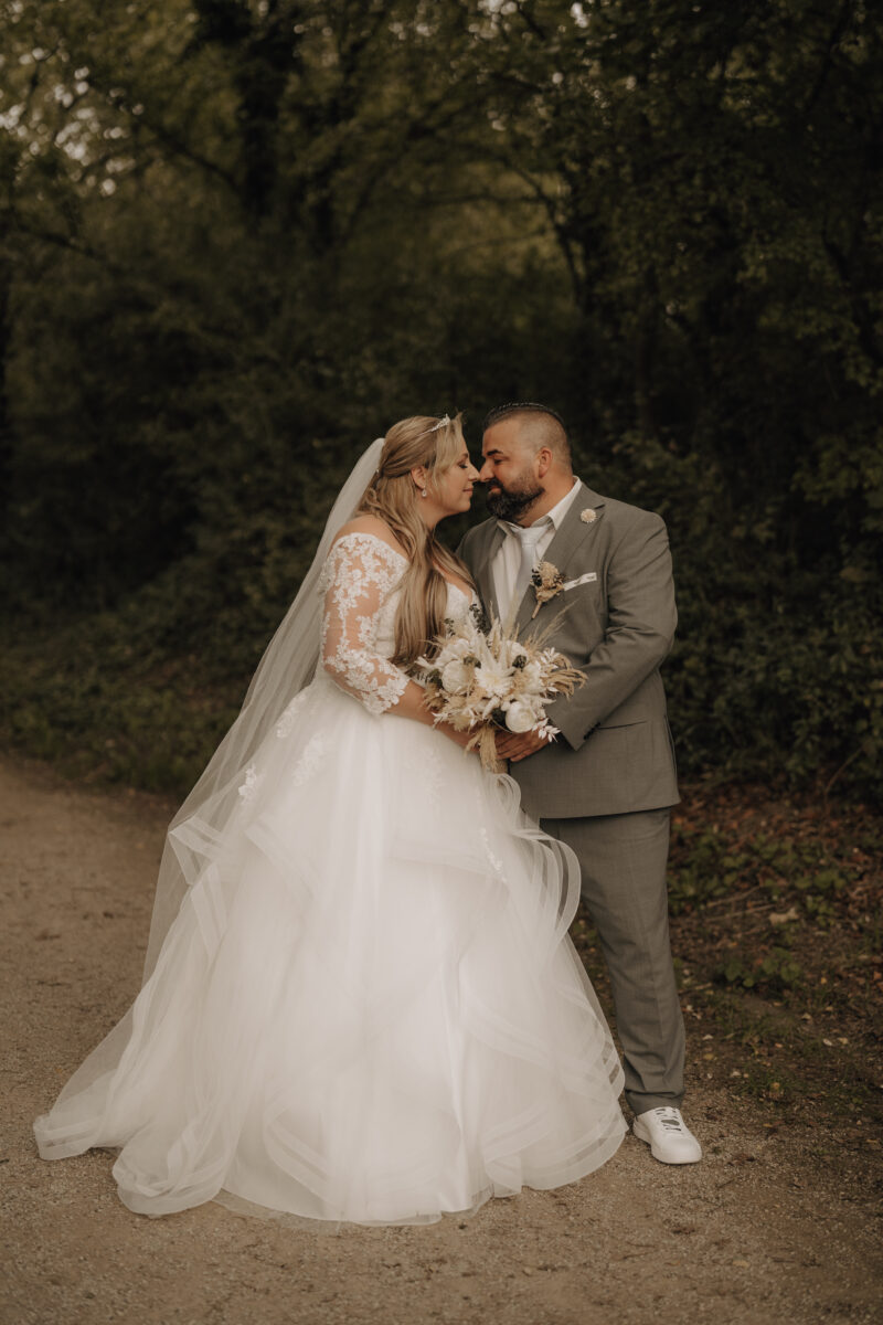 Almweiss + Silbersee Leverkusen und St. Nikolaus Köln: 1 traumhafte Hochzeit, 2 fantastische Locations