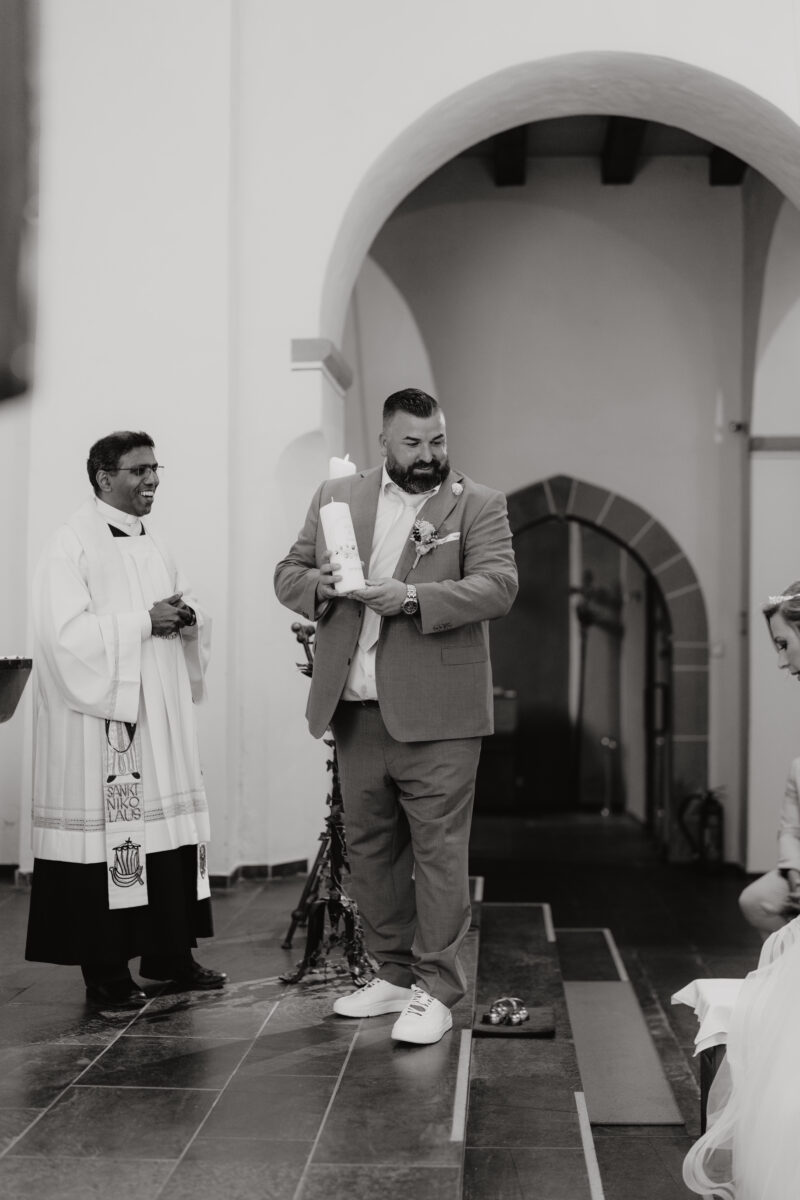 Almweiss + Silbersee Leverkusen und St. Nikolaus Köln: 1 traumhafte Hochzeit, 2 fantastische Locations