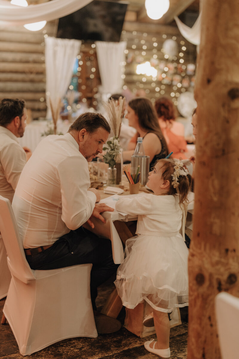 Almweiss + Silbersee Leverkusen und St. Nikolaus Köln: 1 traumhafte Hochzeit, 2 fantastische Locations