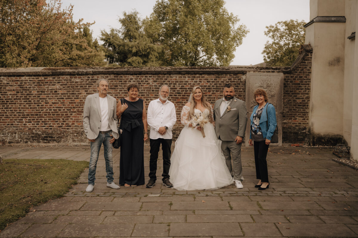 Almweiss + Silbersee Leverkusen und St. Nikolaus Köln: 1 traumhafte Hochzeit, 2 fantastische Locations