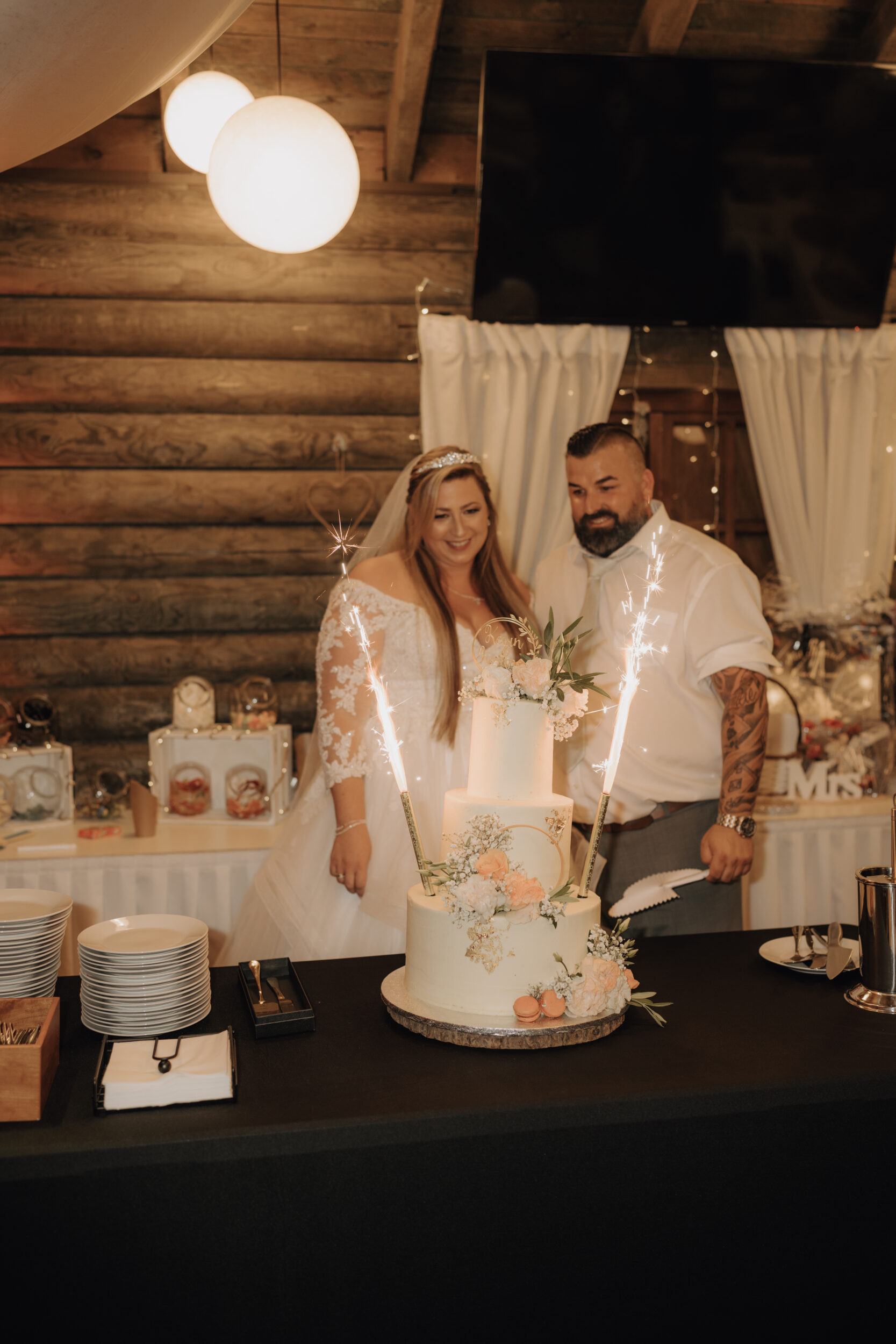 Almweiss + Silbersee Leverkusen und St. Nikolaus Köln: 1 traumhafte Hochzeit, 2 fantastische Locations