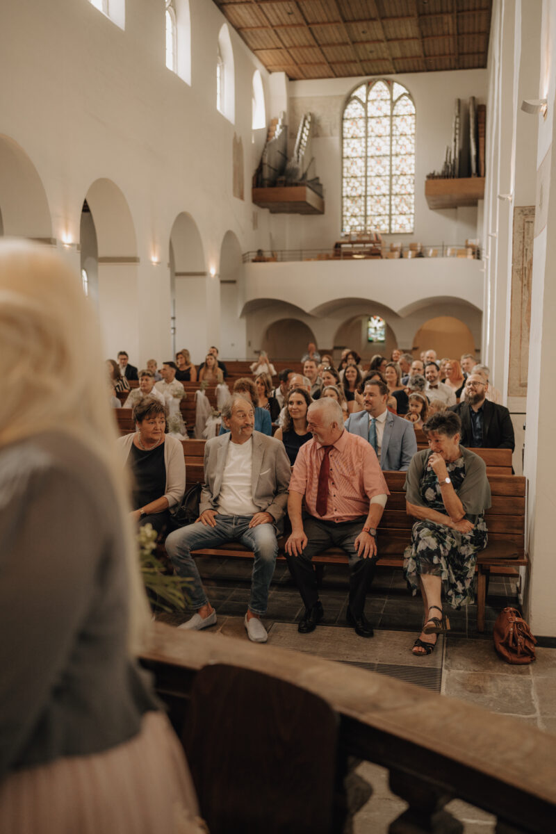 Almweiss + Silbersee Leverkusen und St. Nikolaus Köln: 1 traumhafte Hochzeit, 2 fantastische Locations