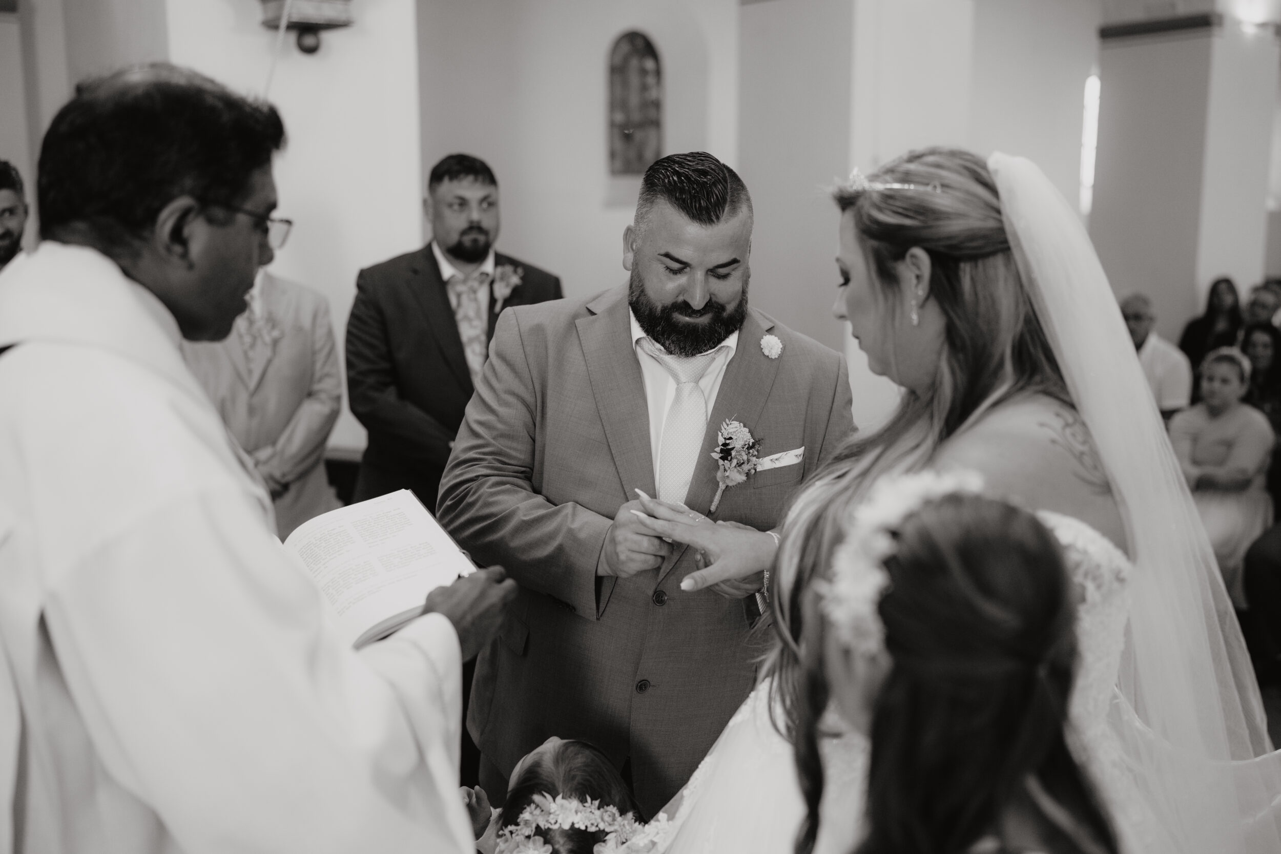 Almweiss + Silbersee Leverkusen und St. Nikolaus Köln: 1 traumhafte Hochzeit, 2 fantastische Locations