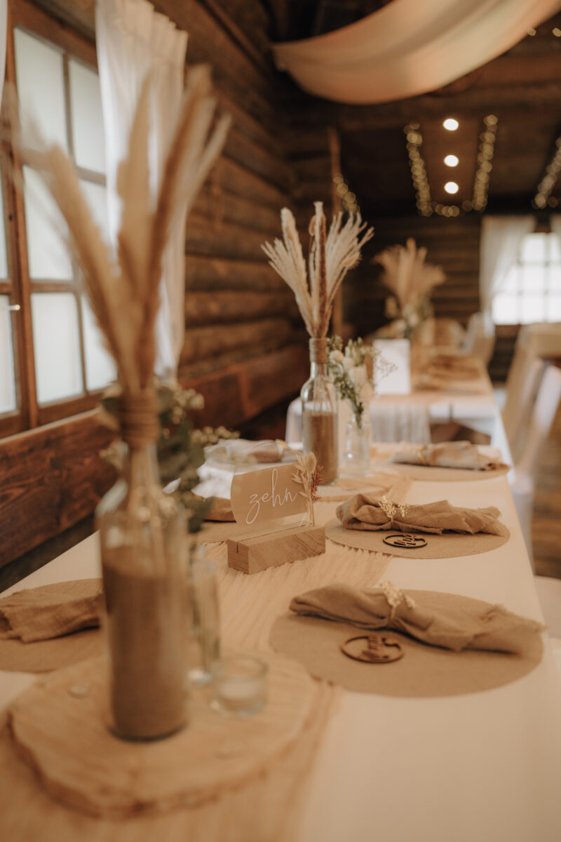 Almweiss + Silbersee Leverkusen und St. Nikolaus Köln: 1 traumhafte Hochzeit, 2 fantastische Locations