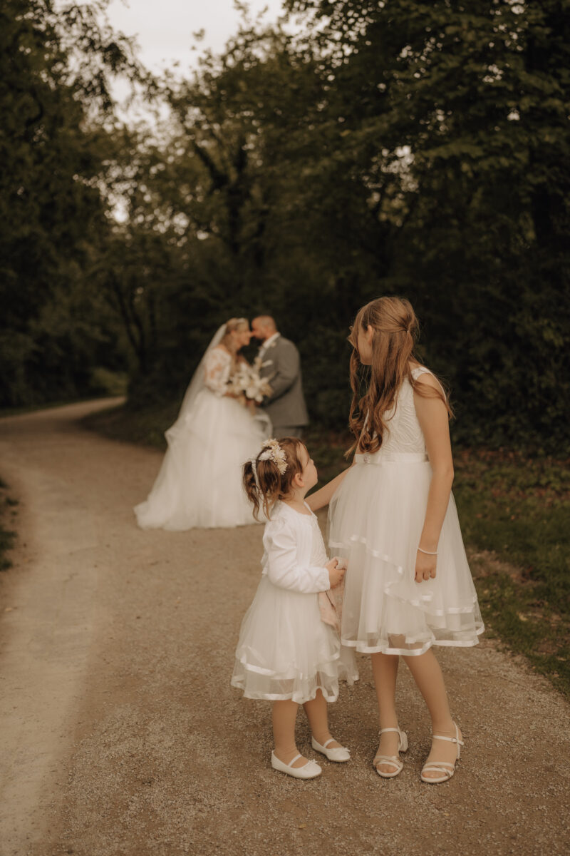 Almweiss + Silbersee Leverkusen und St. Nikolaus Köln: 1 traumhafte Hochzeit, 2 fantastische Locations