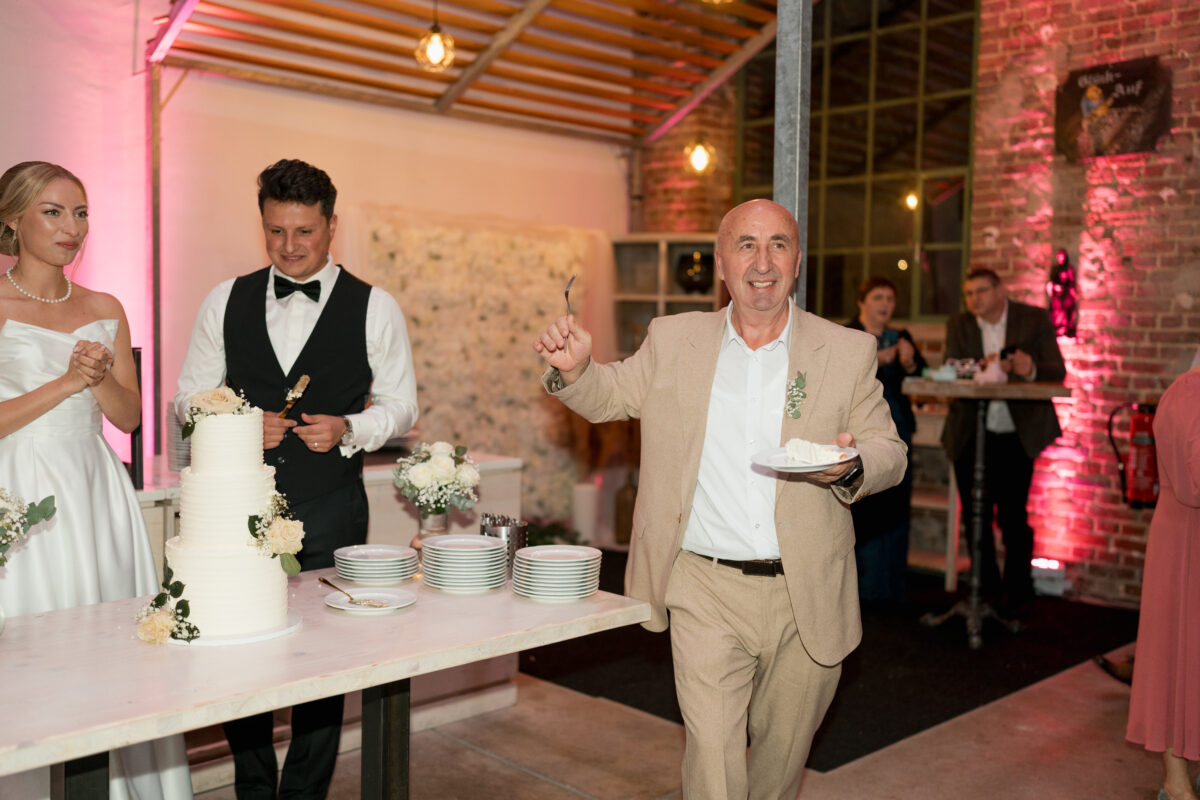 Hochzeit Werkstatt Zeche Waltrop | Lillia & Eduard Wedding Love Story Hochzeit Werkstatt Zeche Waltrop | Lillia & Eduard Wedding Love Story