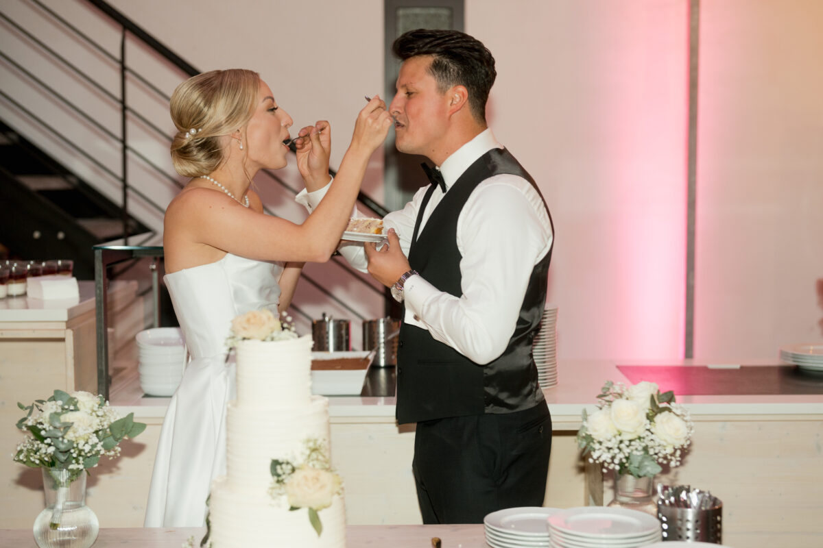 Hochzeit Werkstatt Zeche Waltrop | Lillia & Eduard Wedding Love Story Hochzeit Werkstatt Zeche Waltrop | Lillia & Eduard Wedding Love Story