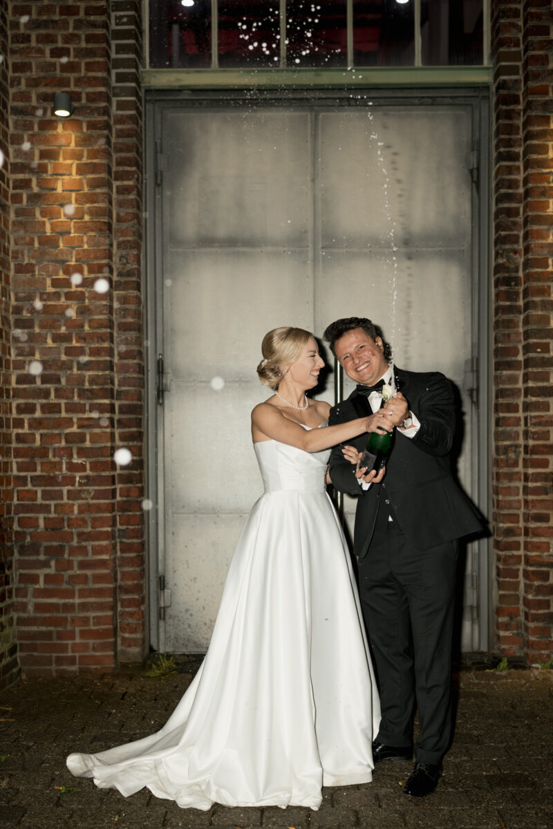 Hochzeit Werkstatt Zeche Waltrop | Lillia & Eduard Wedding Love Story Hochzeit Werkstatt Zeche Waltrop | Lillia & Eduard Wedding Love Story