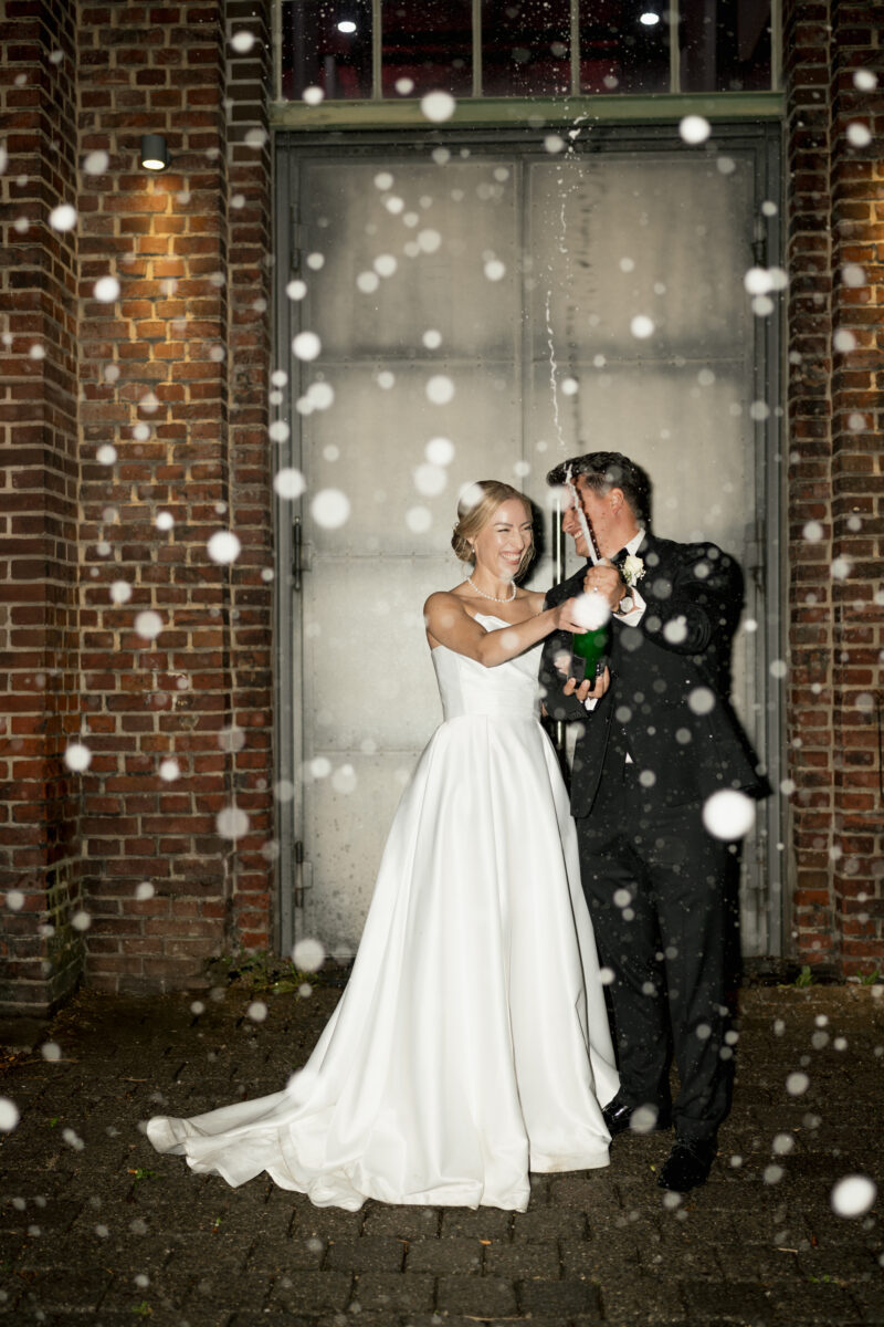 Hochzeit Werkstatt Zeche Waltrop | Lillia & Eduard Wedding Love Story Hochzeit Werkstatt Zeche Waltrop | Lillia & Eduard Wedding Love Story