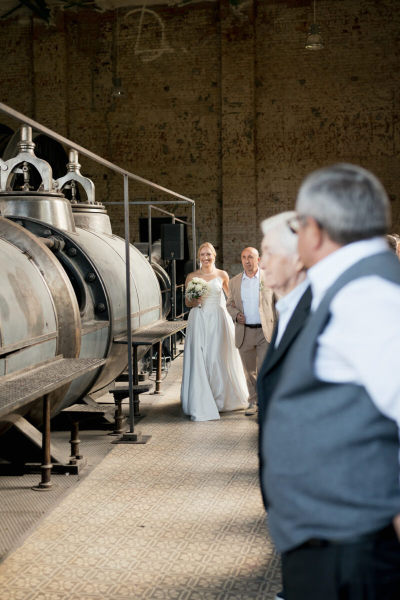 Hochzeit Werkstatt Zeche Waltrop | Lillia & Eduard Wedding Love Story Hochzeit Werkstatt Zeche Waltrop | Lillia & Eduard Wedding Love Story