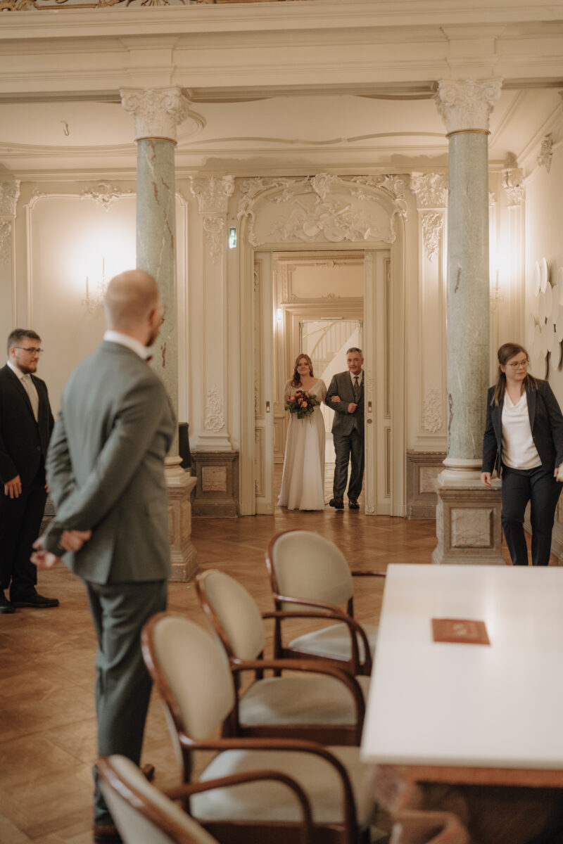 Schloss Morsbroich: atemberaubende Kulisse, glückliche Hochzeit – zwischen Geschichte und moderner Kunst