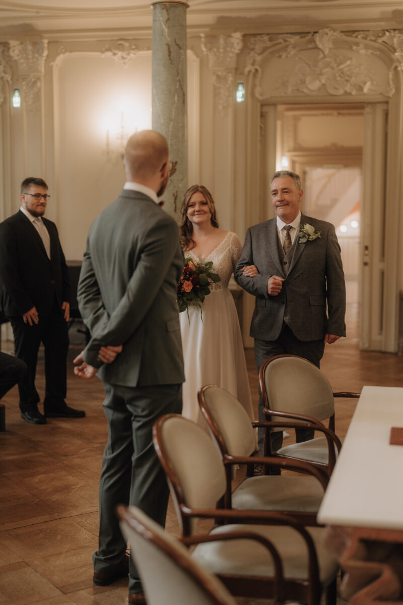 Schloss Morsbroich: atemberaubende Kulisse, glückliche Hochzeit – zwischen Geschichte und moderner Kunst