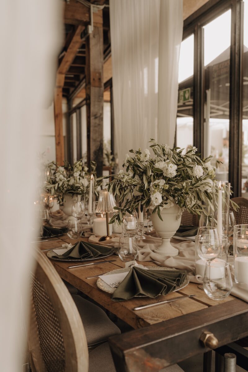 Hochzeitsportfolio, rustikale Tischdeko