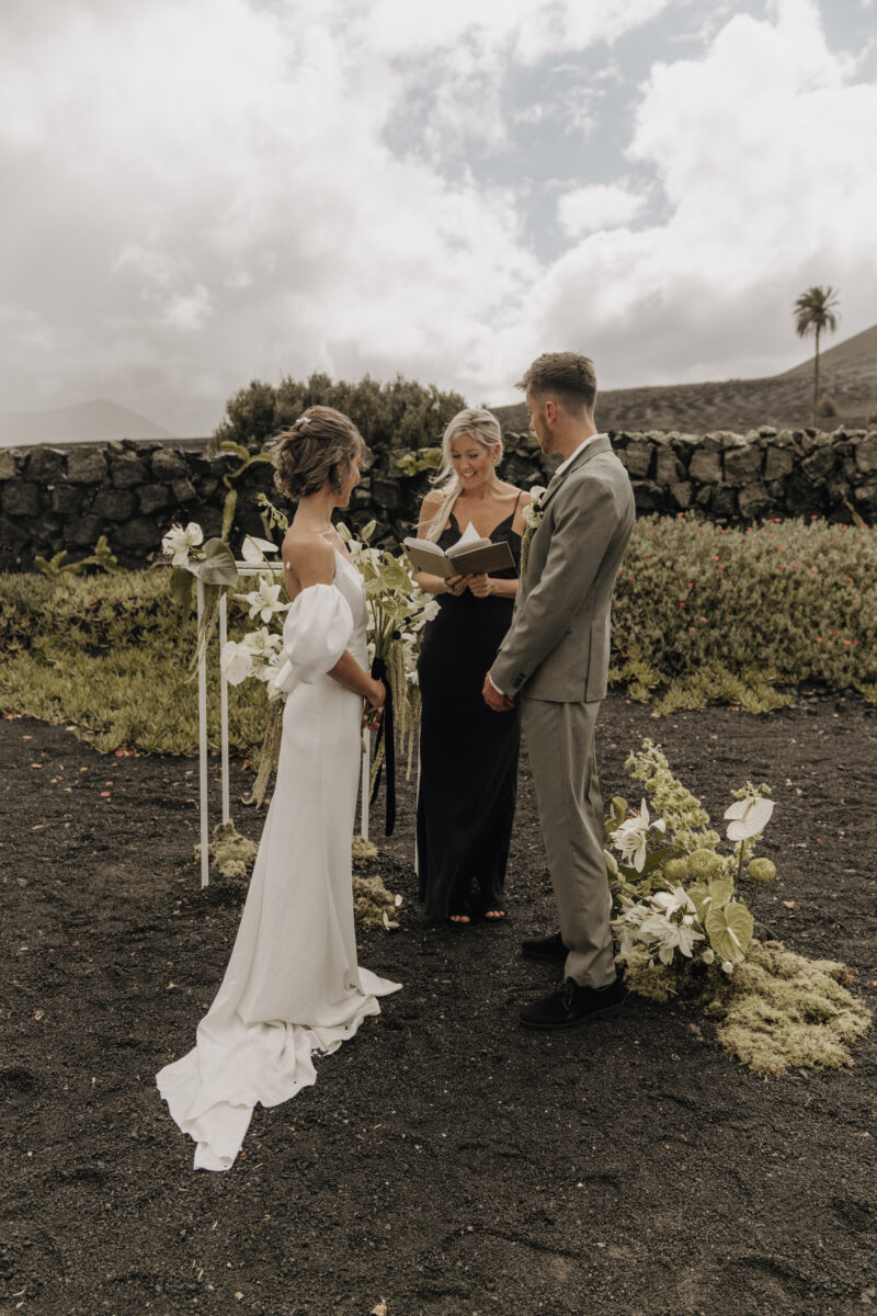Destination Wedding Portfolio Trauung vor schöner Kulisse