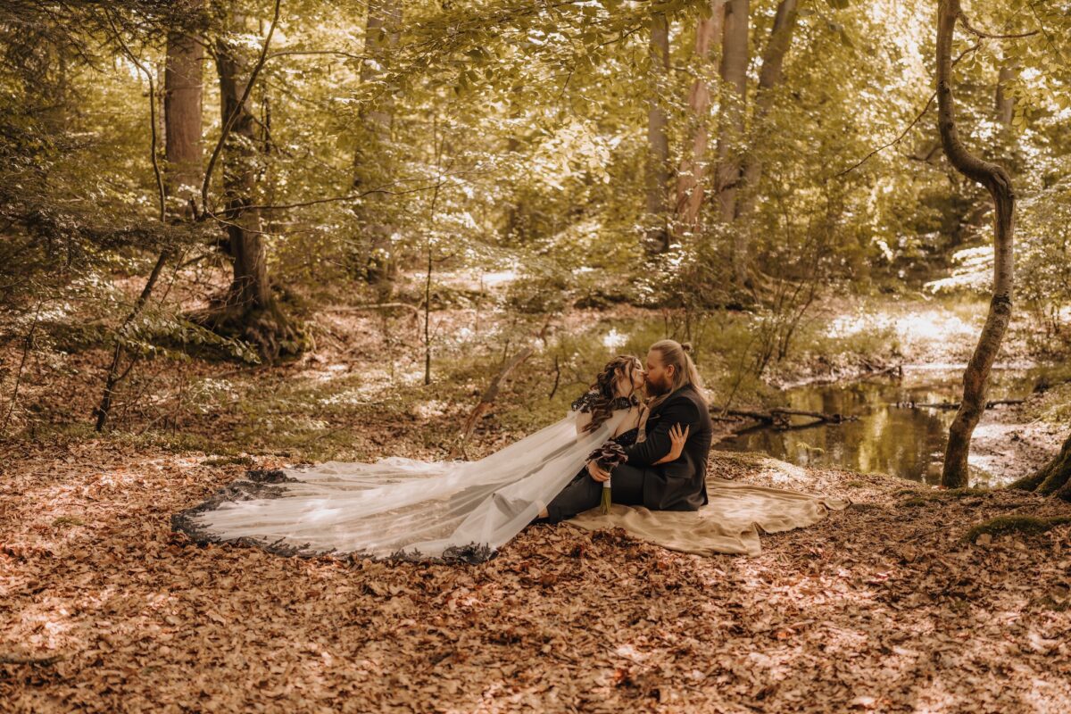 Wildwald Vosswinkel Hochzeit: Trauung mitten im Wald